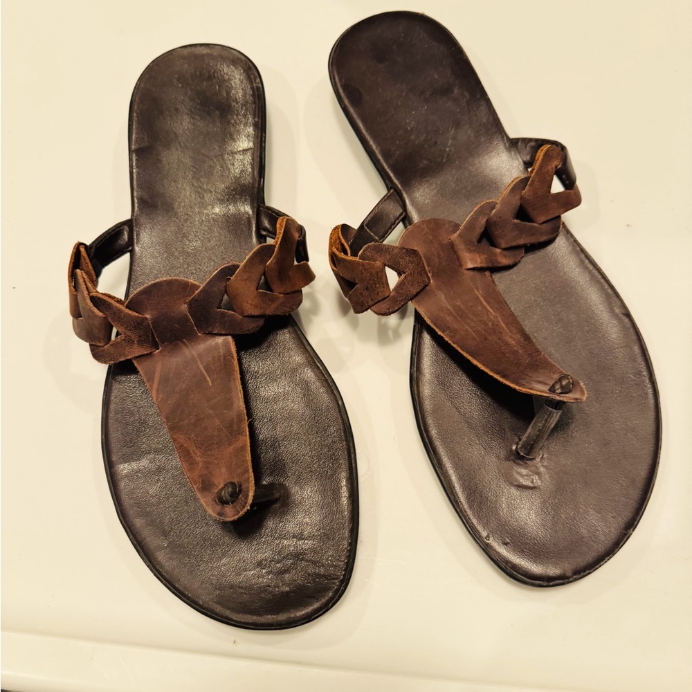 Leather upper flip-flop maker unknown size 10